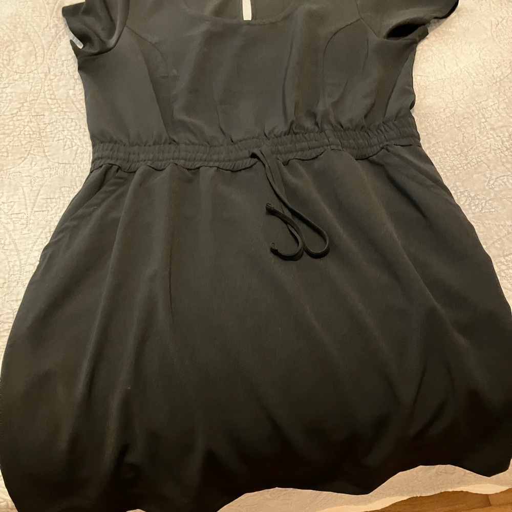 Chic Black Dress with Drawstring Waist